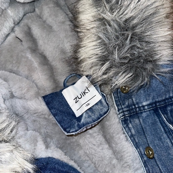 Fall jacket size XS - Picture 3 of 3